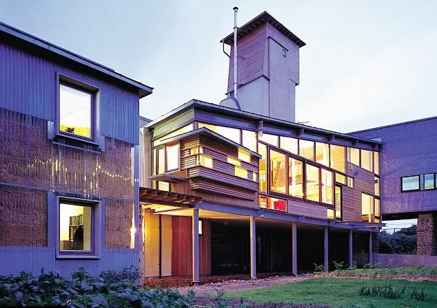 Straw Bale house and office, London, UK, 2001